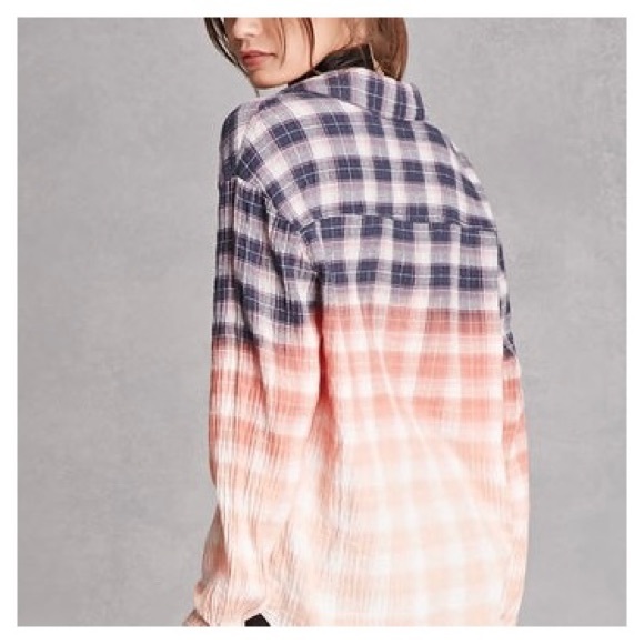 Honey Belle Tops - ⚡️Honey Belle Boutique Ombre Button Up Blouse